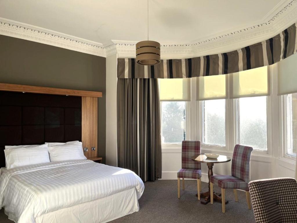The Strathearn Hotel Dysart Extérieur photo